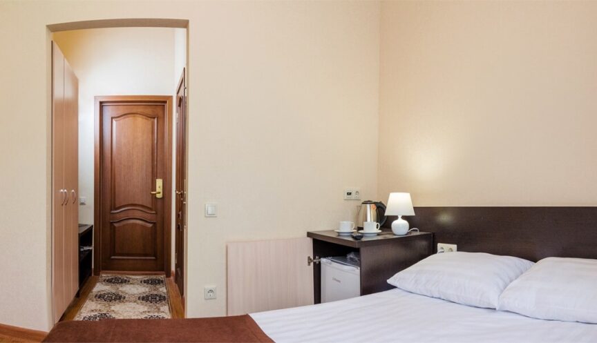 1-местный стандарт