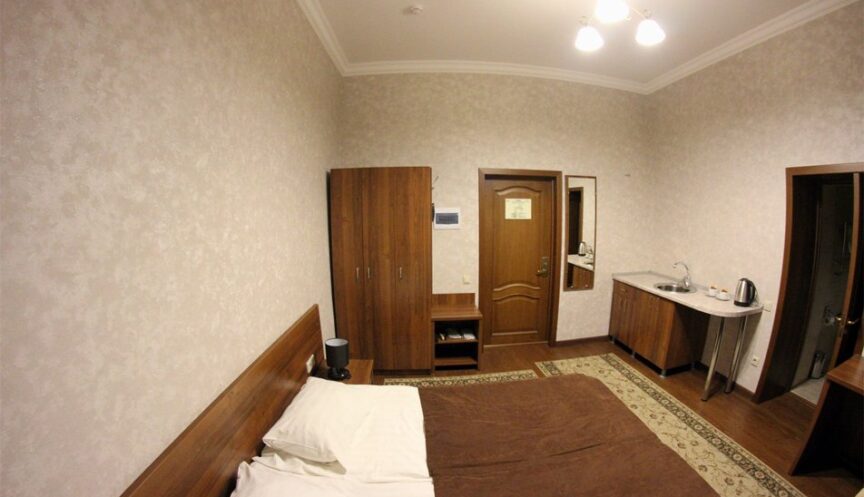 Студия Малая